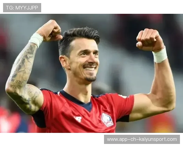 法甲豪门加大边路传中比例，打乱对方防线，法甲巨头